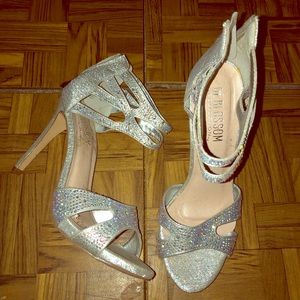 HEELS size: 6 1/2